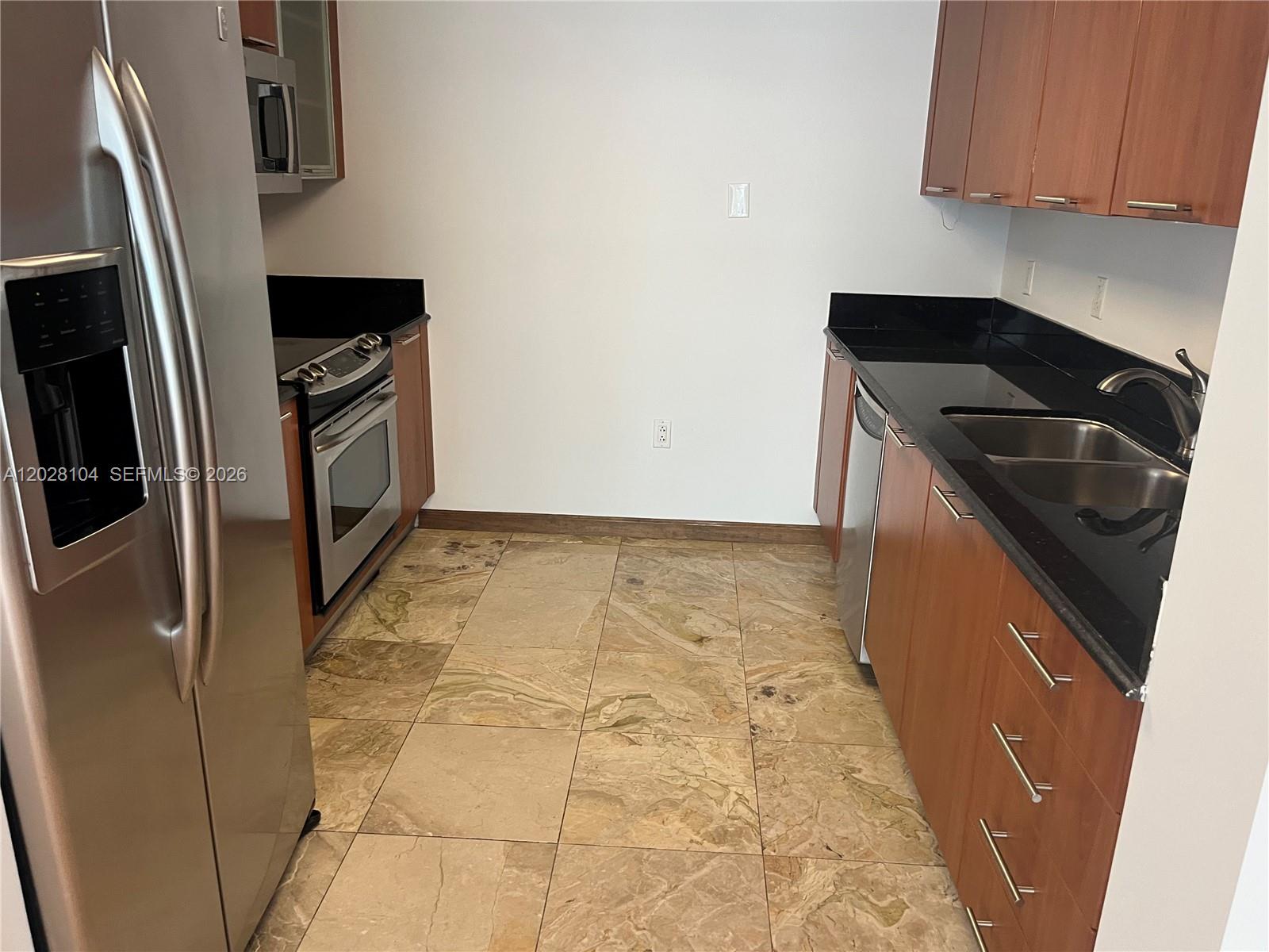1800 N Bayshore Dr #915, Miami FL 33132