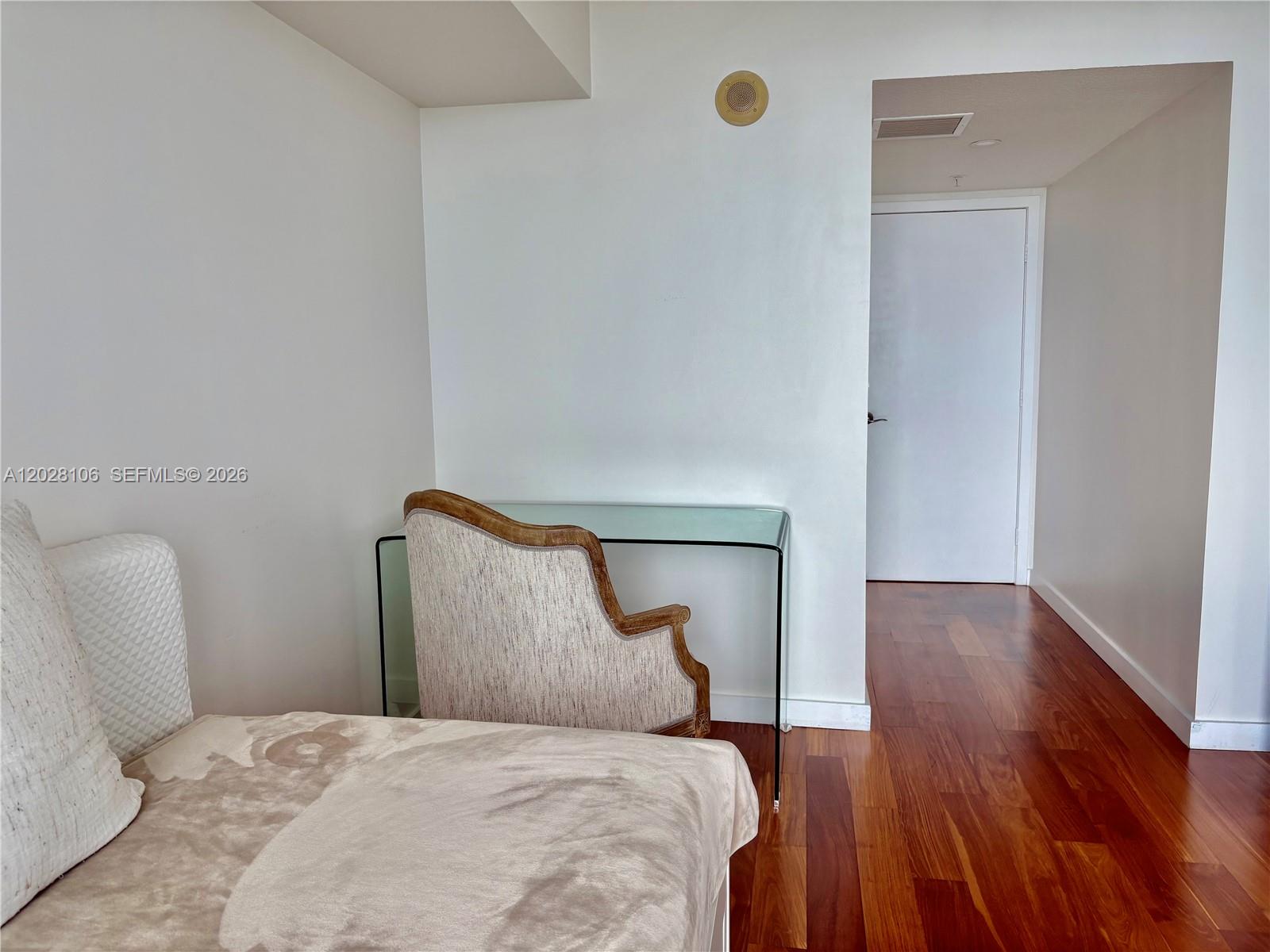 1800 N Bayshore Dr #905, Miami FL 33132