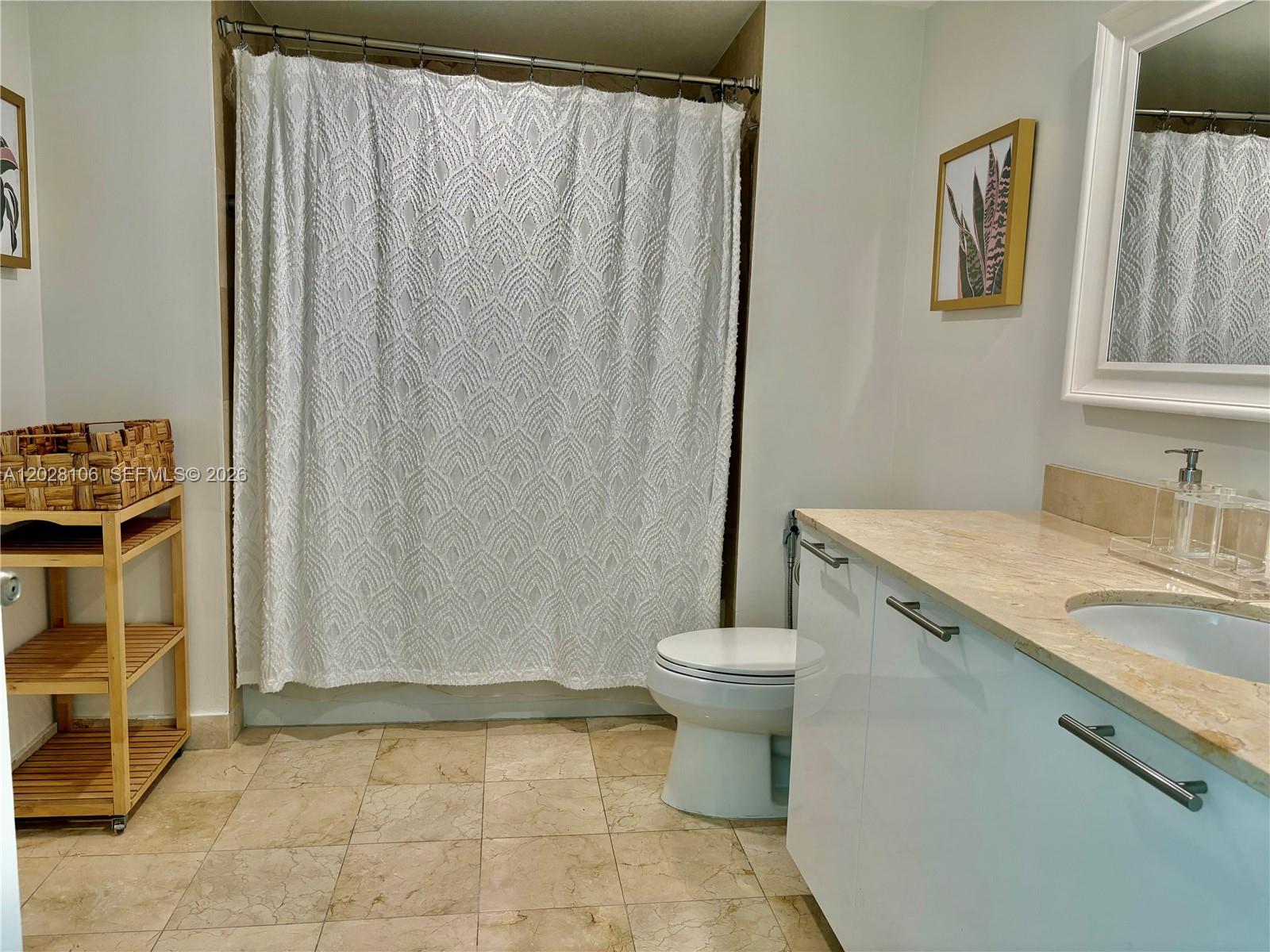 1800 N Bayshore Dr #905, Miami FL 33132