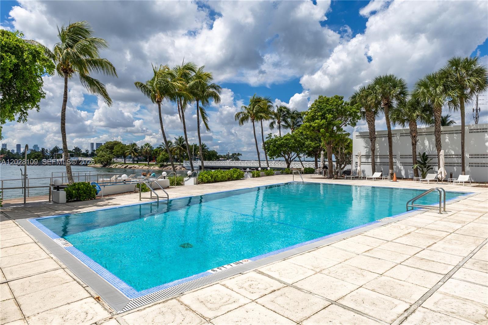 3 Island Ave #11B, Miami Beach FL 33139