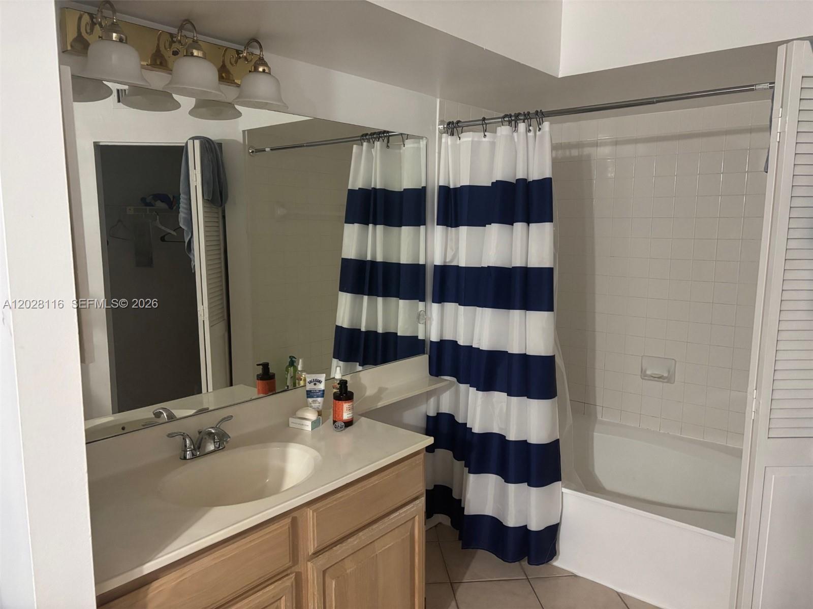 1280 S Alhambra Cir #2201, Coral Gables FL 33146