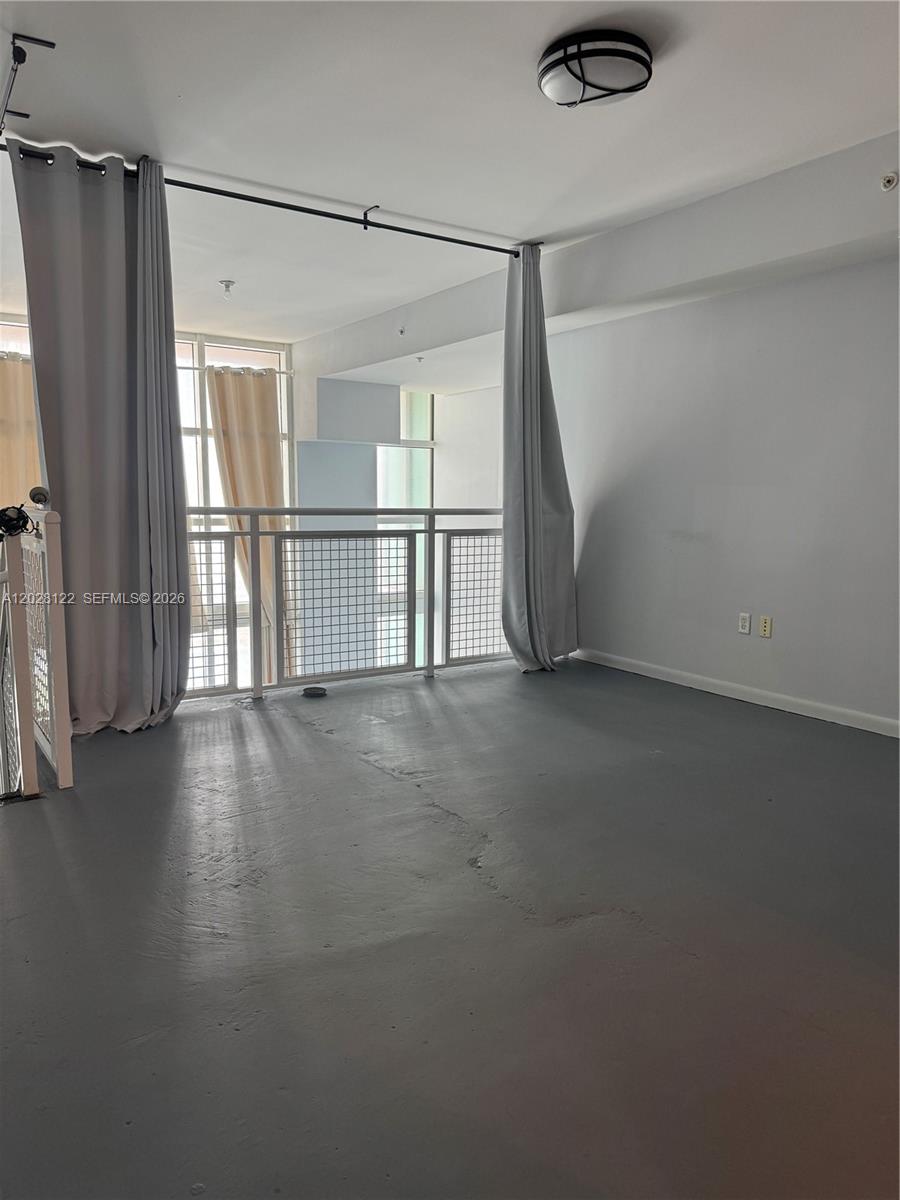 253 NE 2nd St #621, Miami FL 33132
