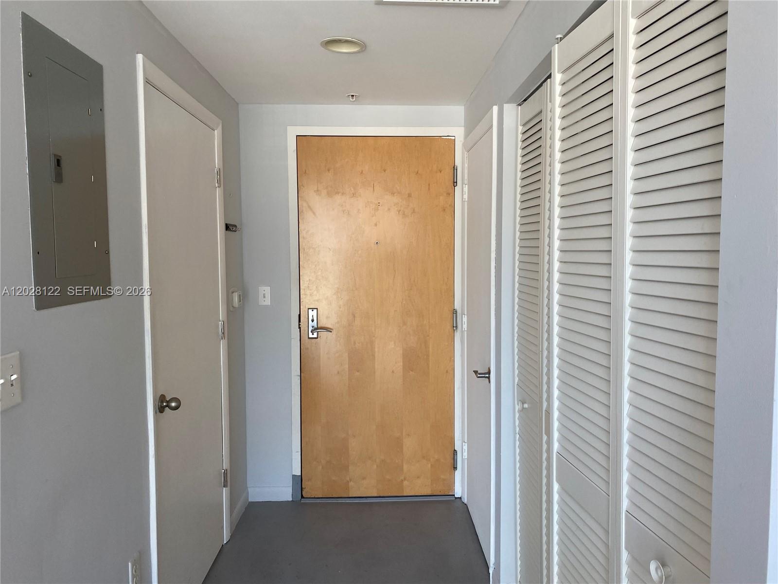 253 NE 2nd St #621, Miami FL 33132