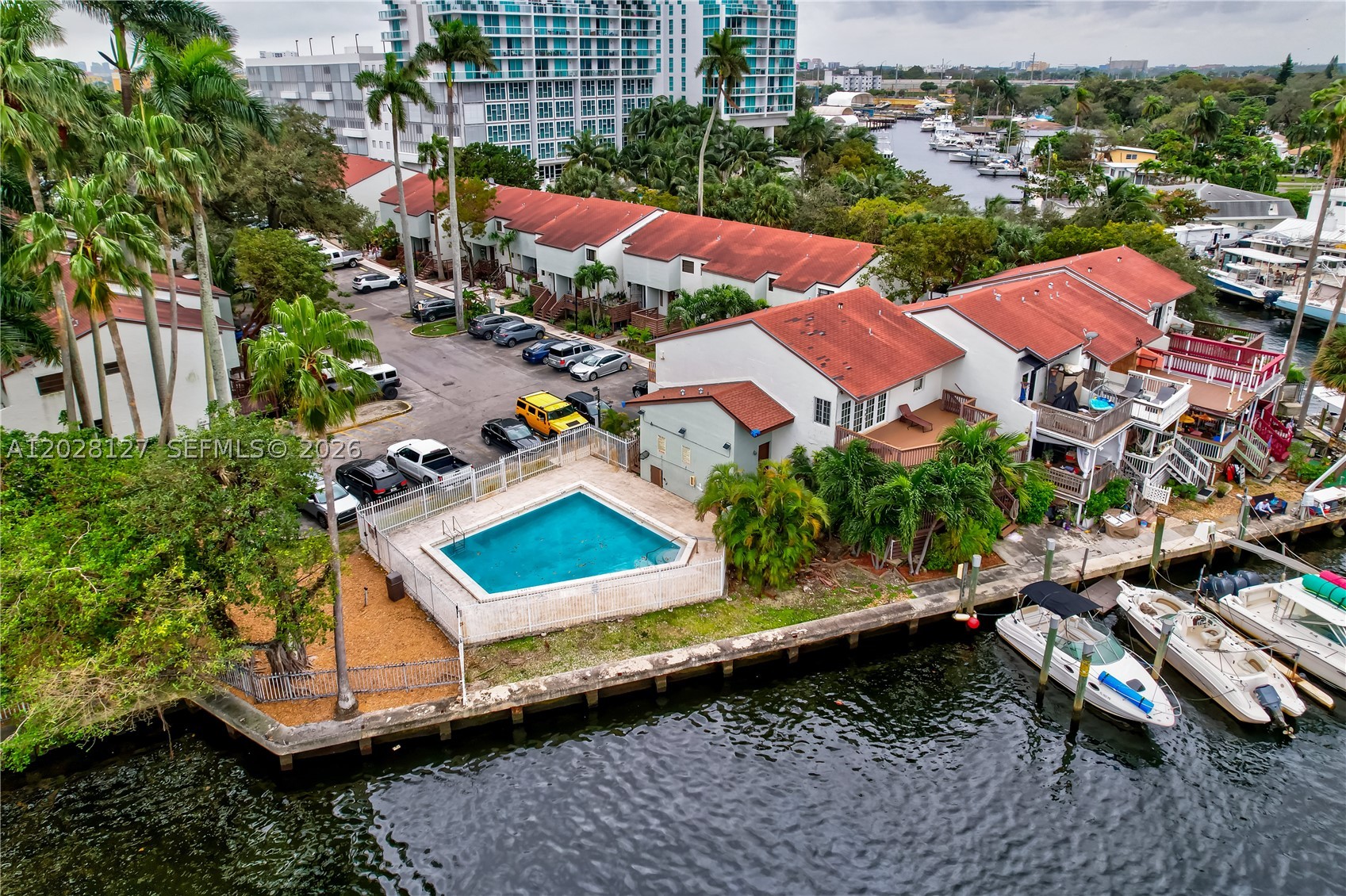 1901 NW S River Dr #5A, Miami FL 33125