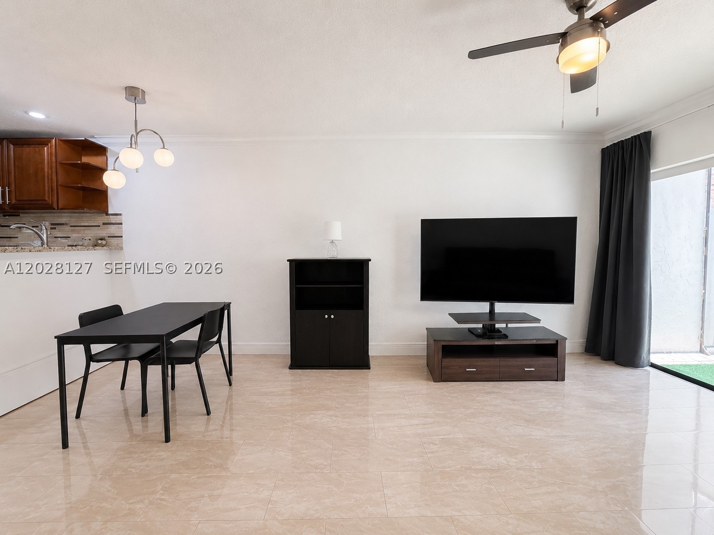 1901 NW S River Dr #5A, Miami FL 33125
