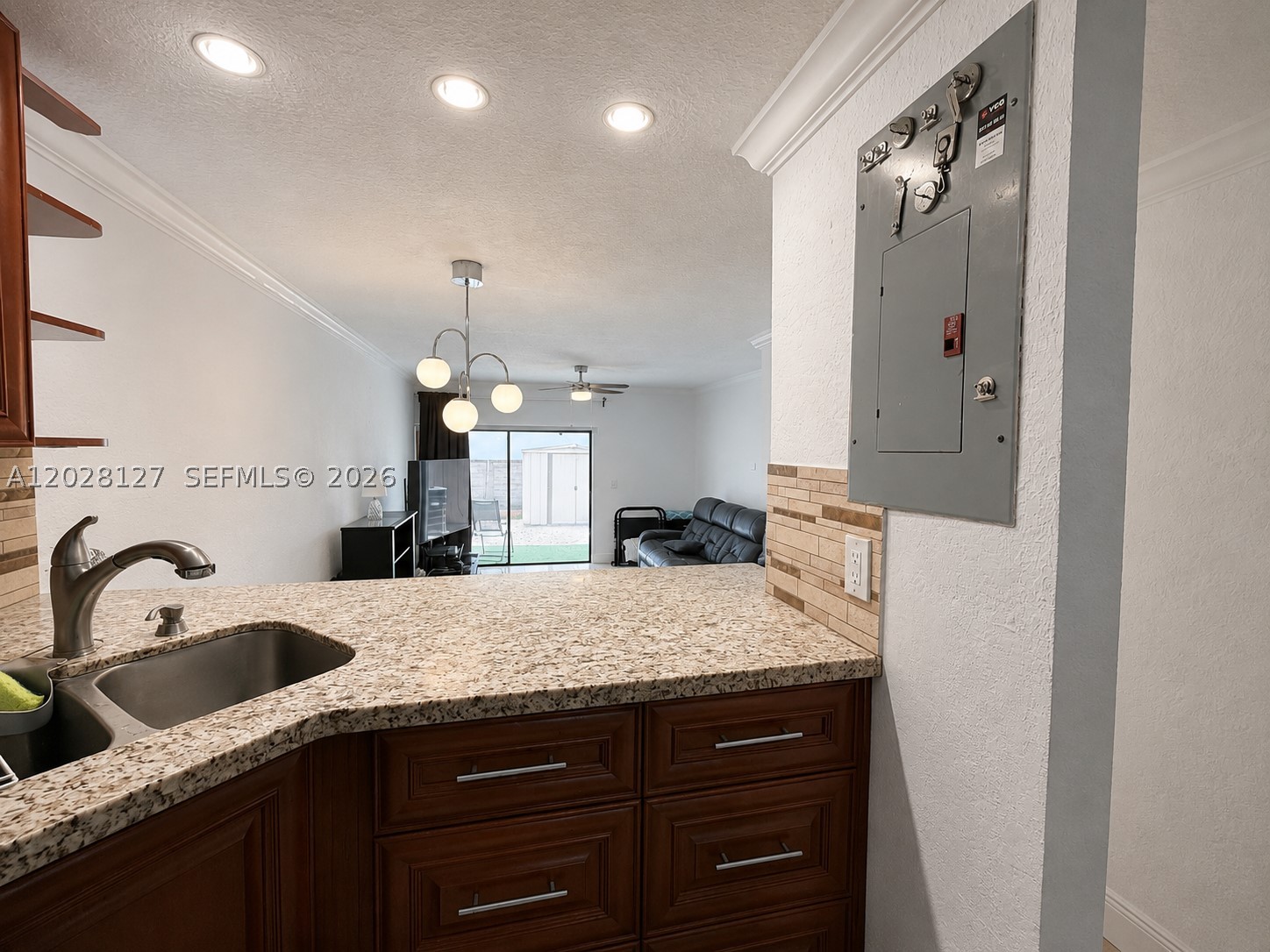 1901 NW S River Dr #5A, Miami FL 33125