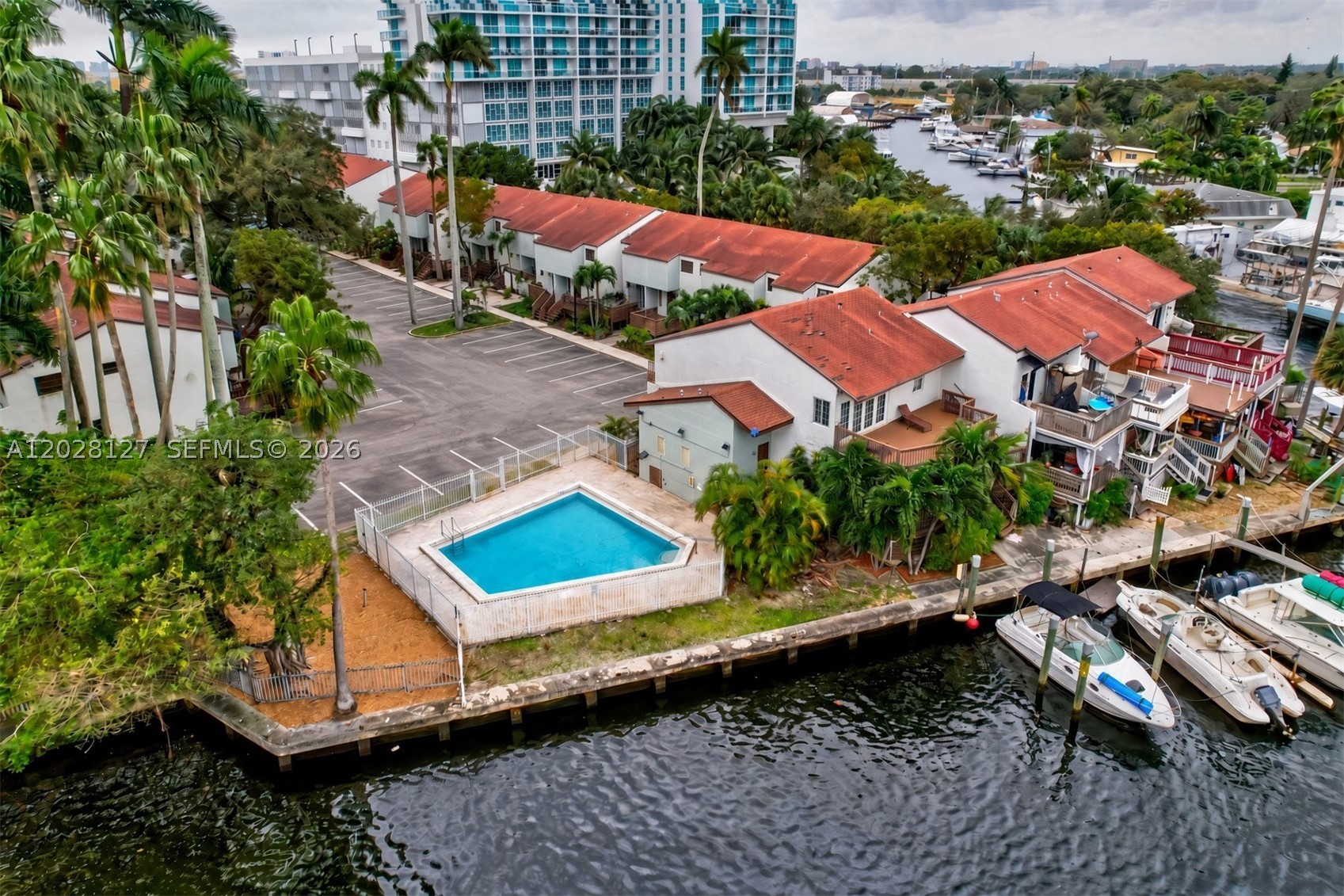 1901 NW S River Dr #5A, Miami FL 33125