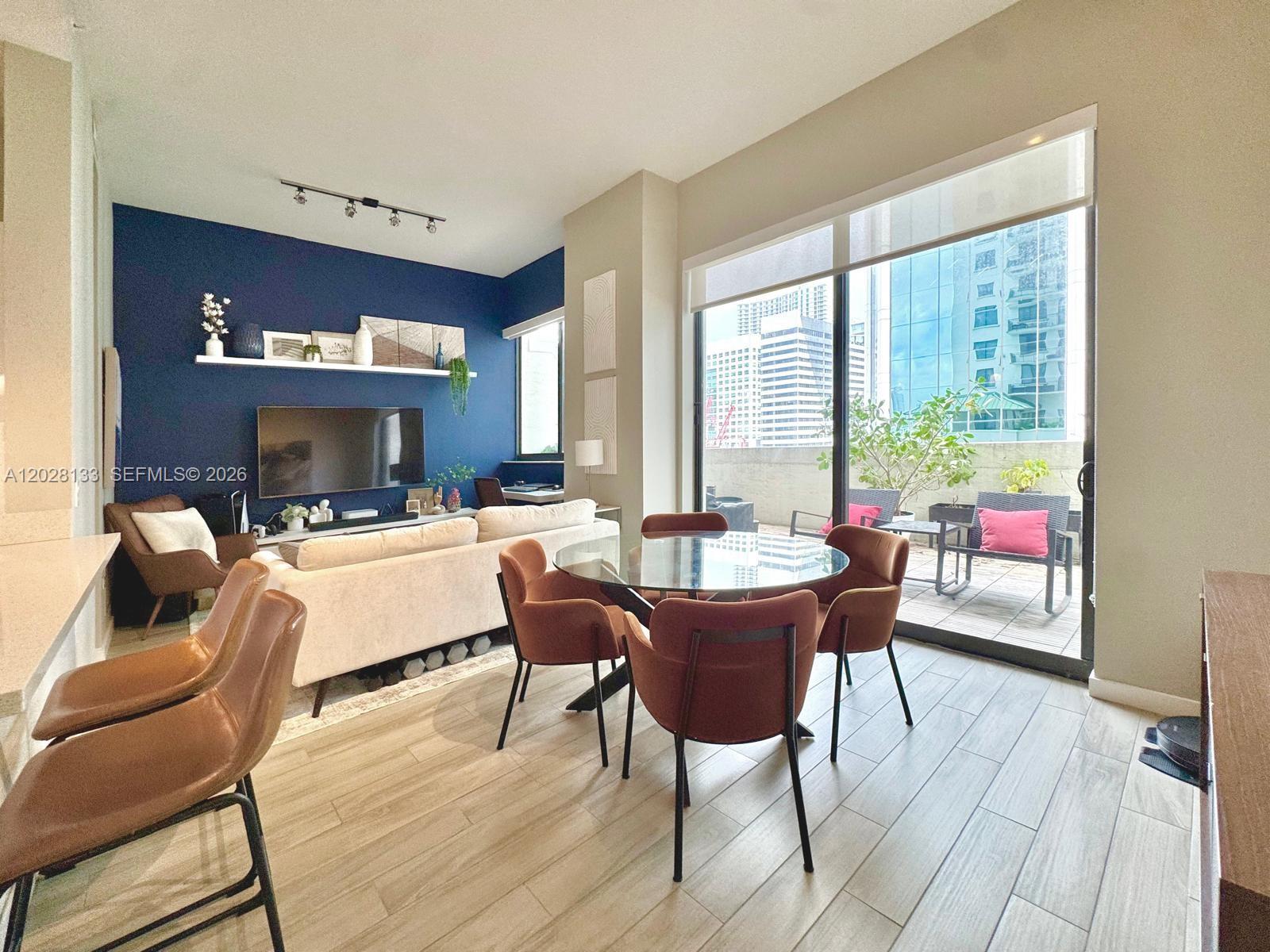 999 SW 1st Ave #1115, Miami FL 33130