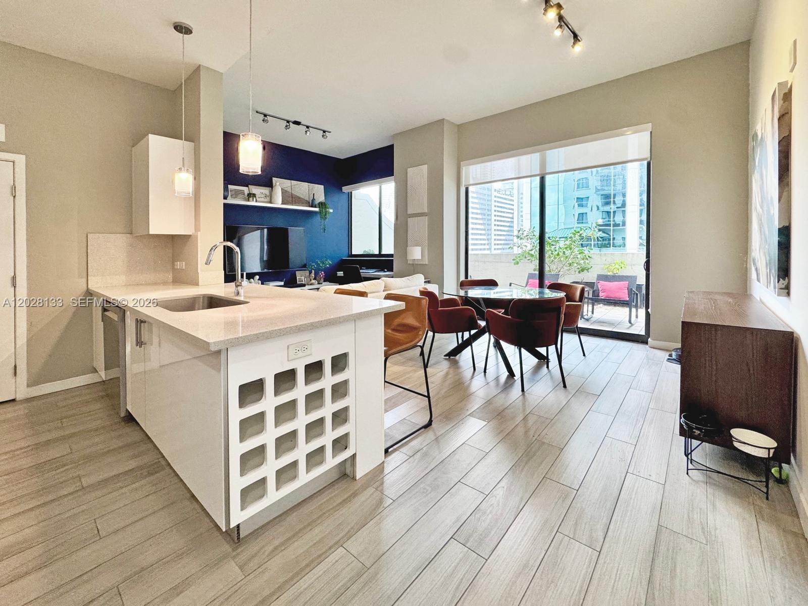 999 SW 1st Ave #1115, Miami FL 33130