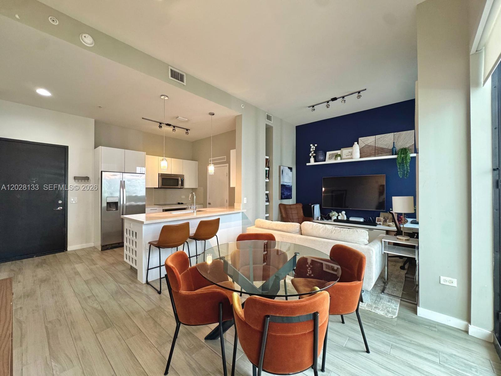 999 SW 1st Ave #1115, Miami FL 33130