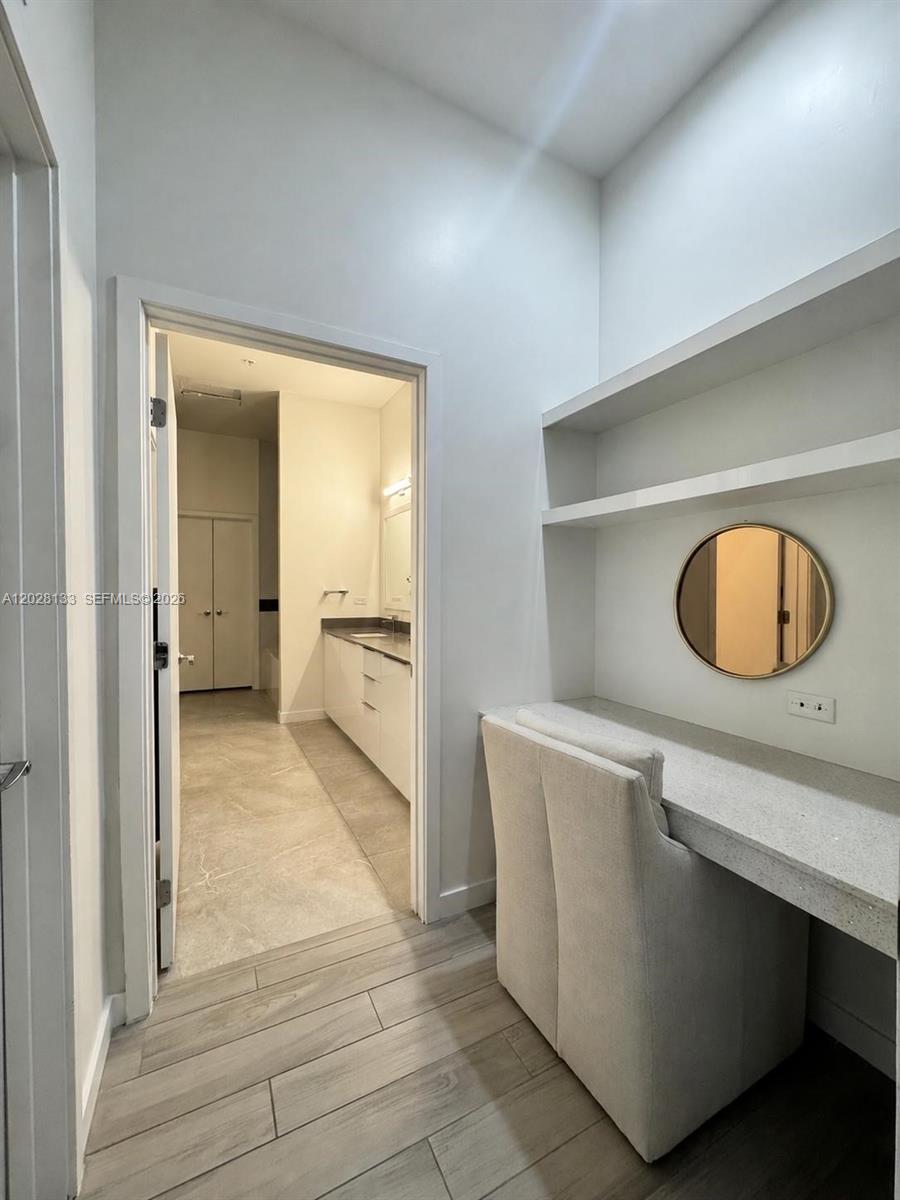 999 SW 1st Ave #1115, Miami FL 33130