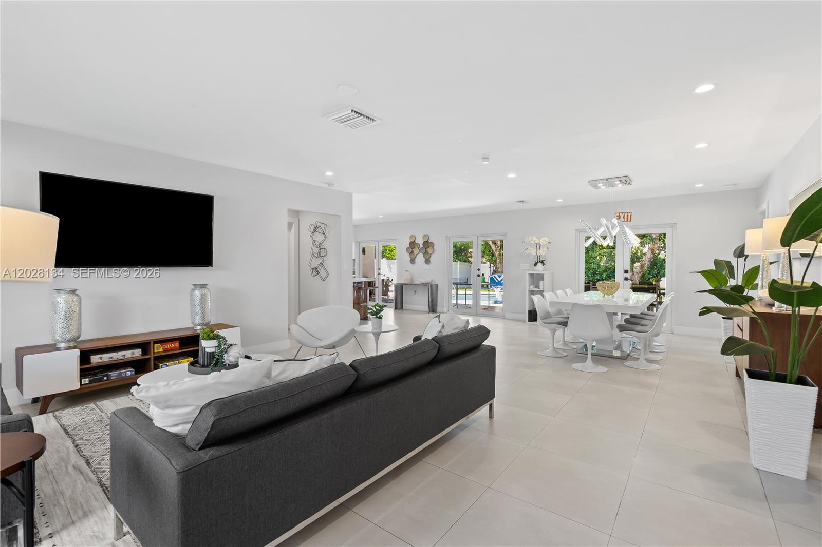 1329 Funston, Hollywood FL 33019