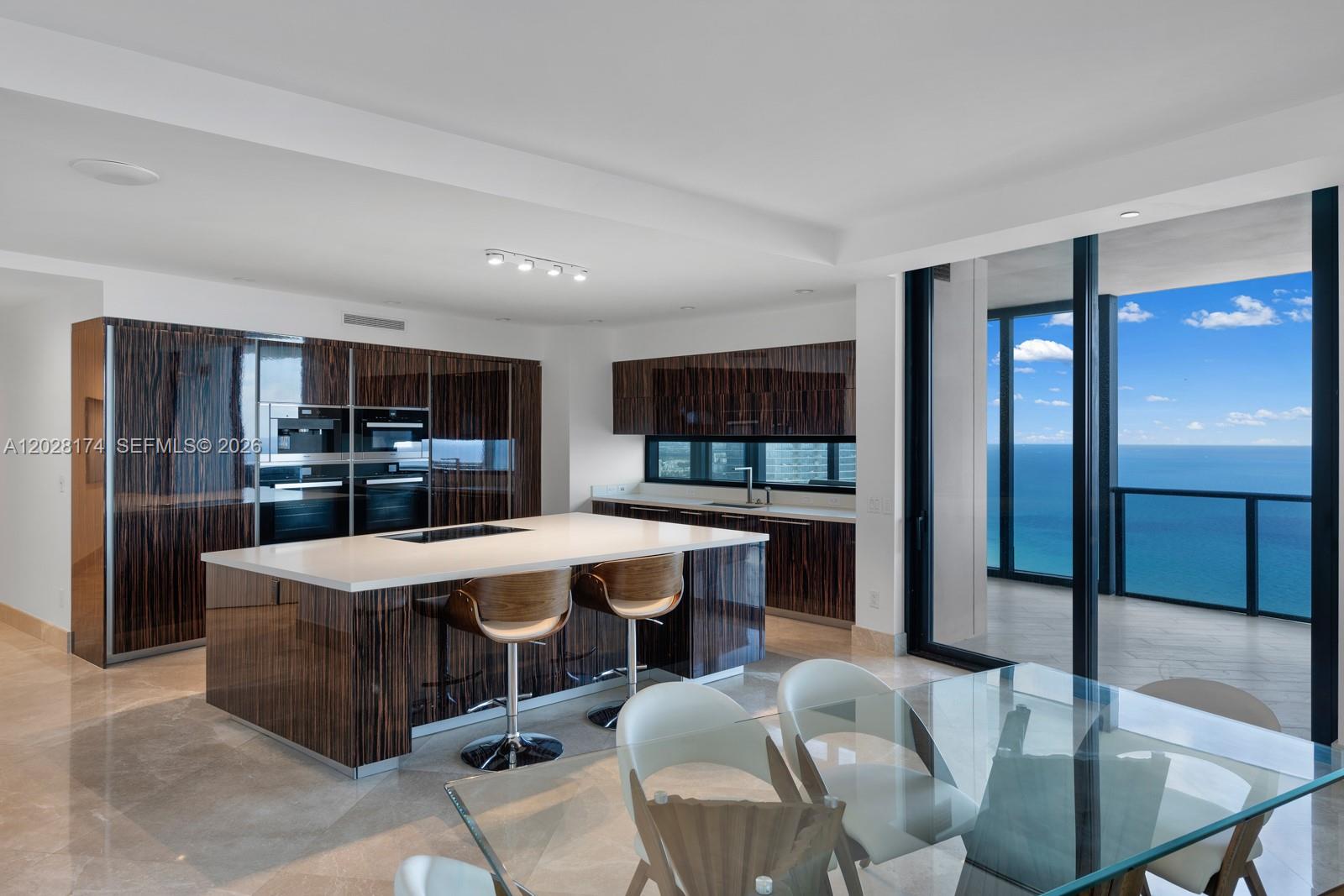18555 Collins Ave #5105, Sunny Isles Beach FL 33160