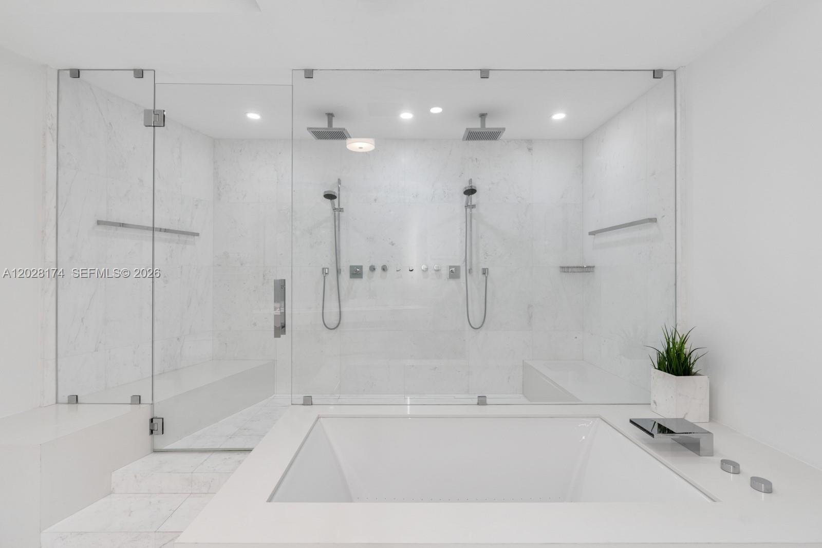 18555 Collins Ave #5105, Sunny Isles Beach FL 33160