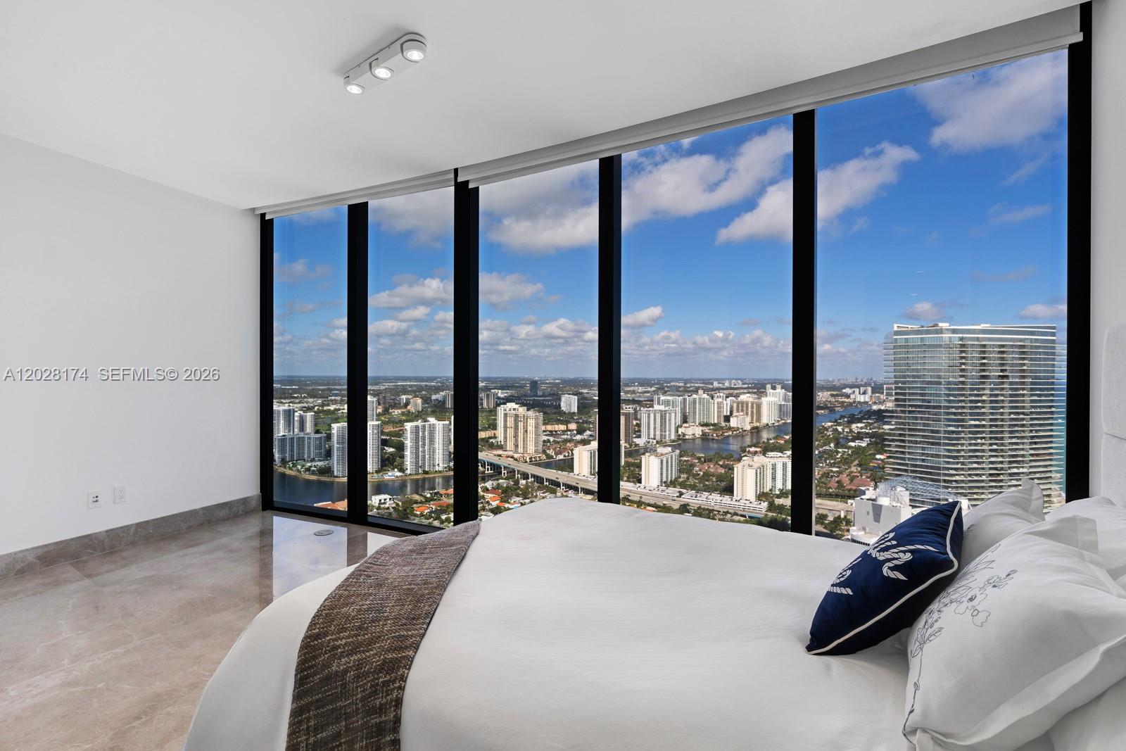 18555 Collins Ave #5105, Sunny Isles Beach FL 33160