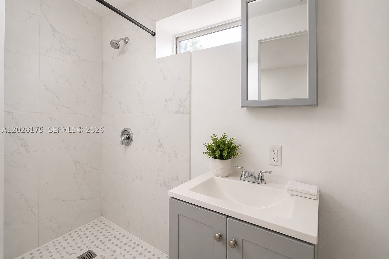 10730 SW 52nd Ter, Miami FL 33165
