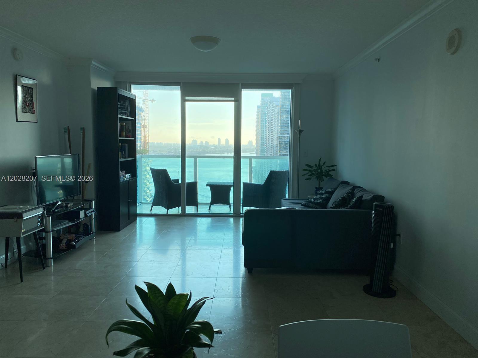 31 SE 5th St #2308, Miami FL 33131