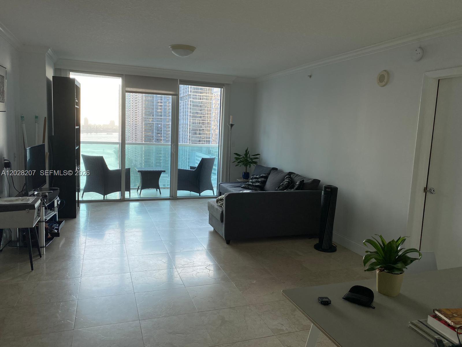 31 SE 5th St #2308, Miami FL 33131