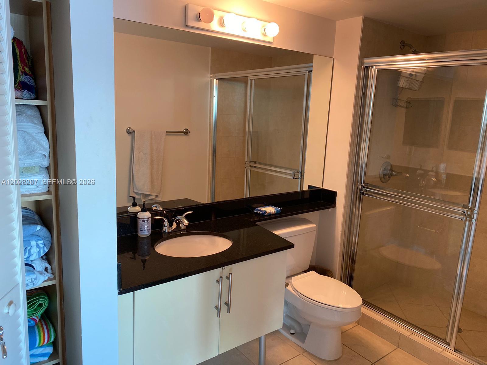 31 SE 5th St #2308, Miami FL 33131