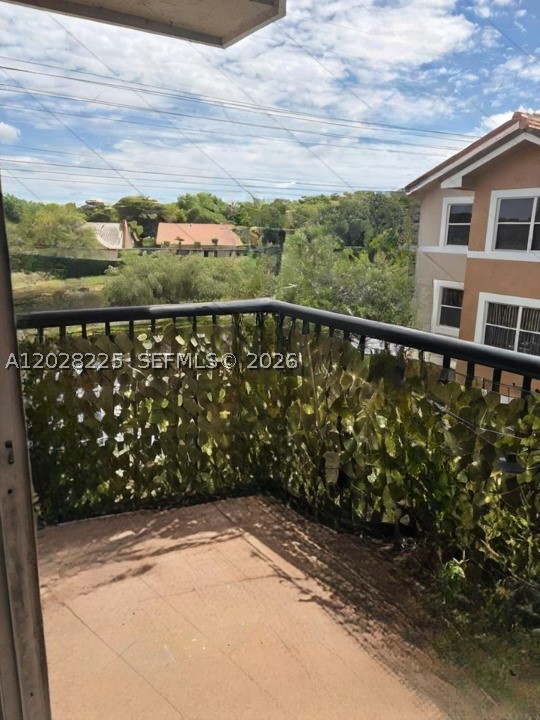 8761 Wiles Rd #301, Coral Springs FL 33067