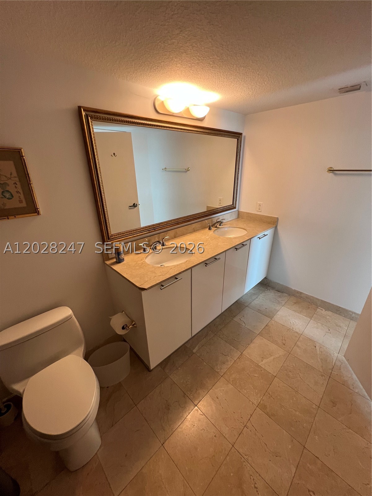 1800 N Bayshore Dr #2310, Miami FL 33132