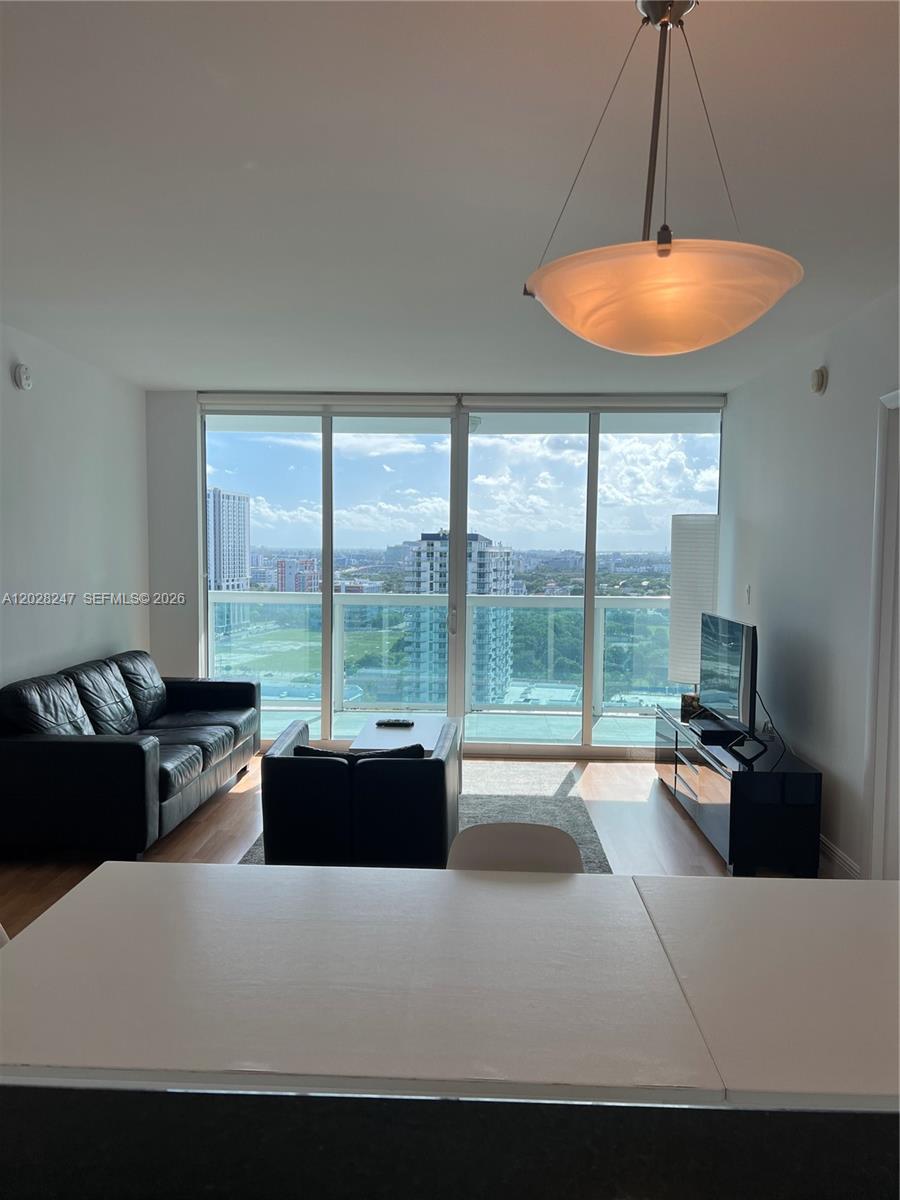 1800 N Bayshore Dr #2310, Miami FL 33132