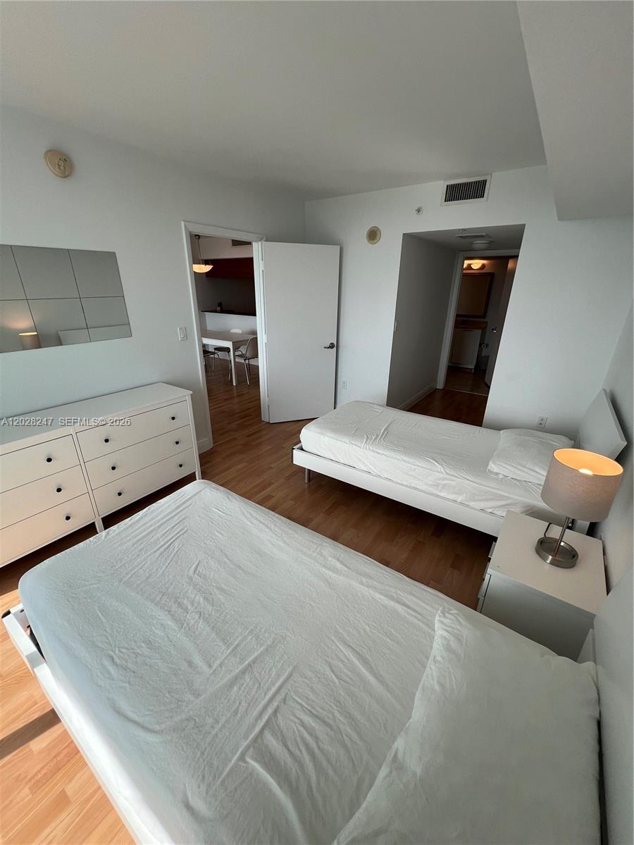 1800 N Bayshore Dr #2310, Miami FL 33132