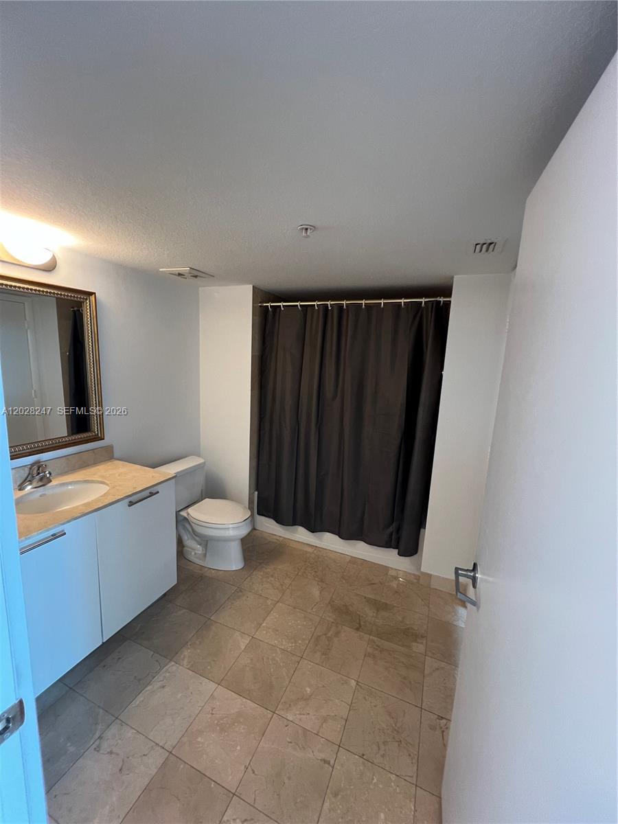 1800 N Bayshore Dr #2310, Miami FL 33132