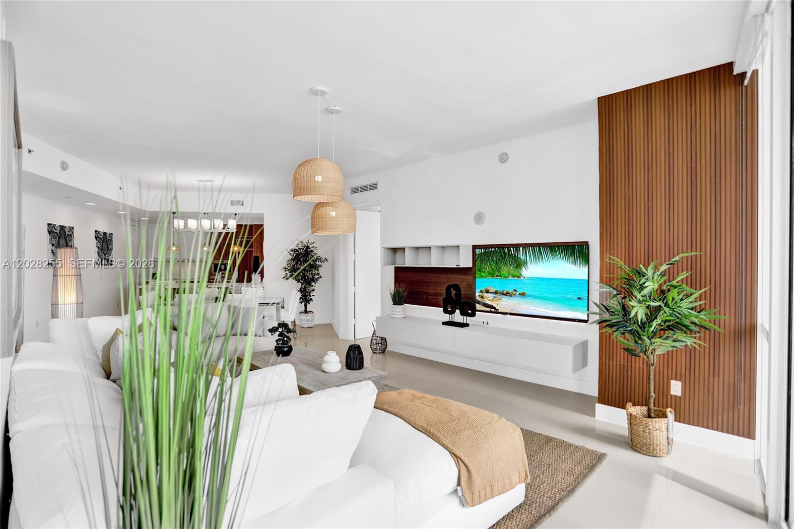 15901 Collins Ave #2807, Sunny Isles Beach FL 33160