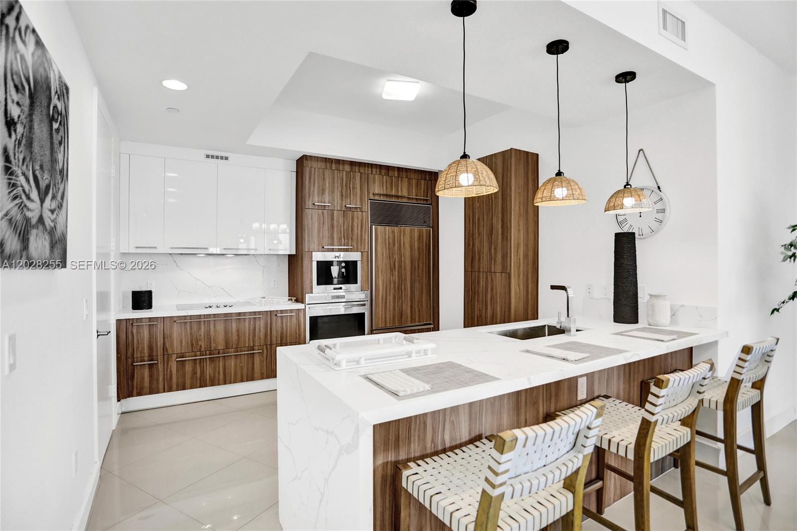 15901 Collins Ave #2807, Sunny Isles Beach FL 33160