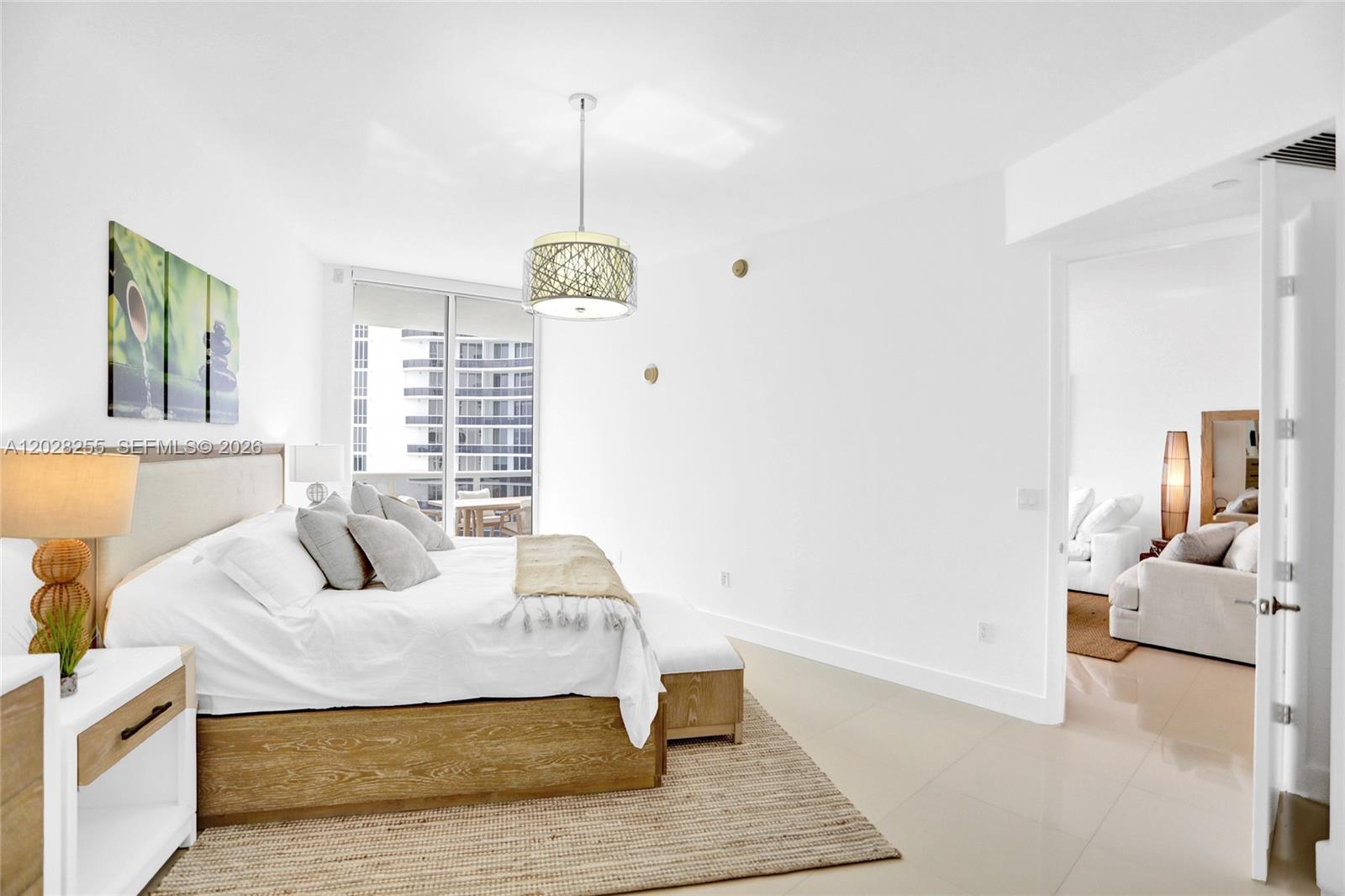 15901 Collins Ave #2807, Sunny Isles Beach FL 33160
