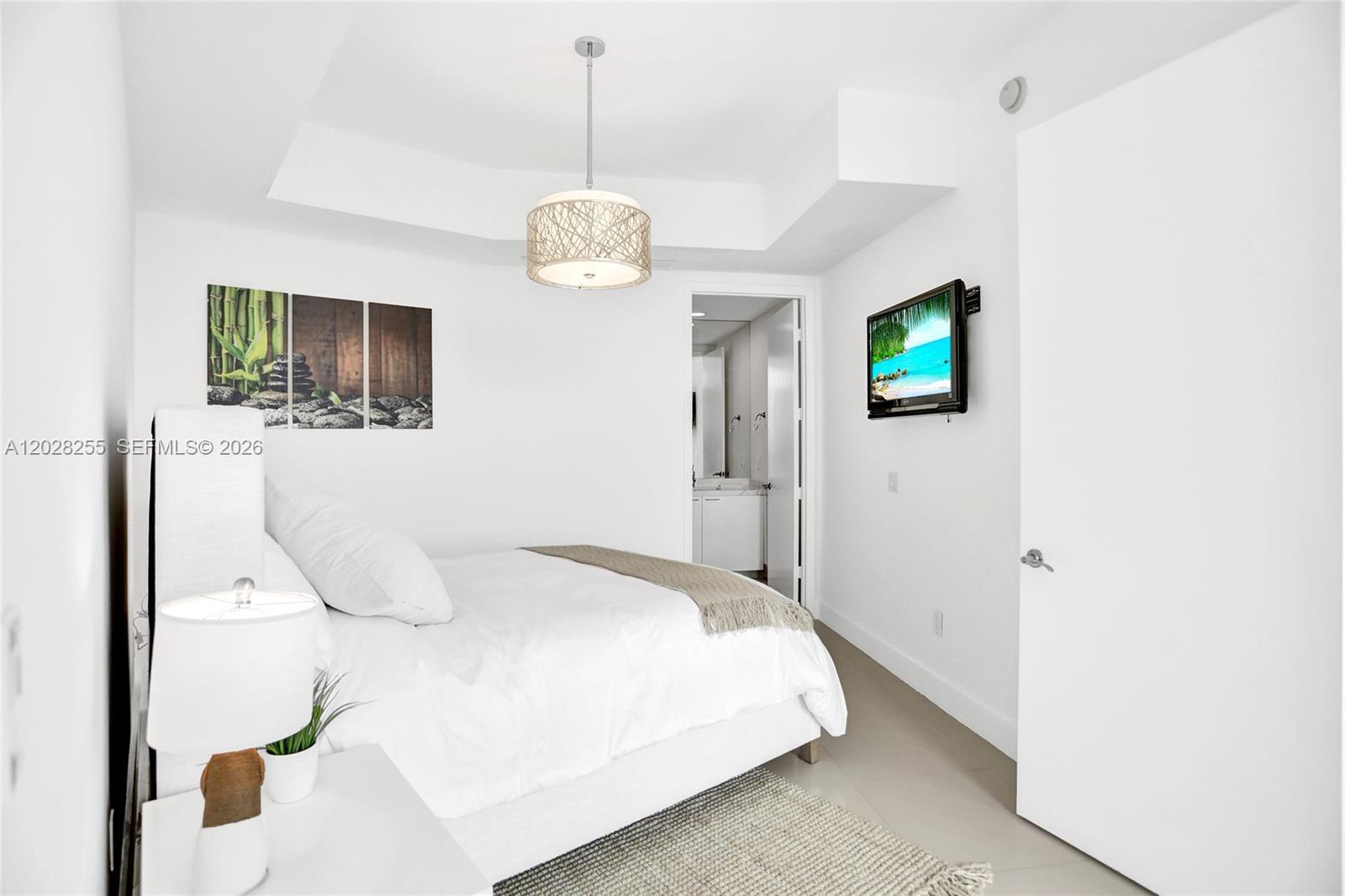 15901 Collins Ave #2807, Sunny Isles Beach FL 33160