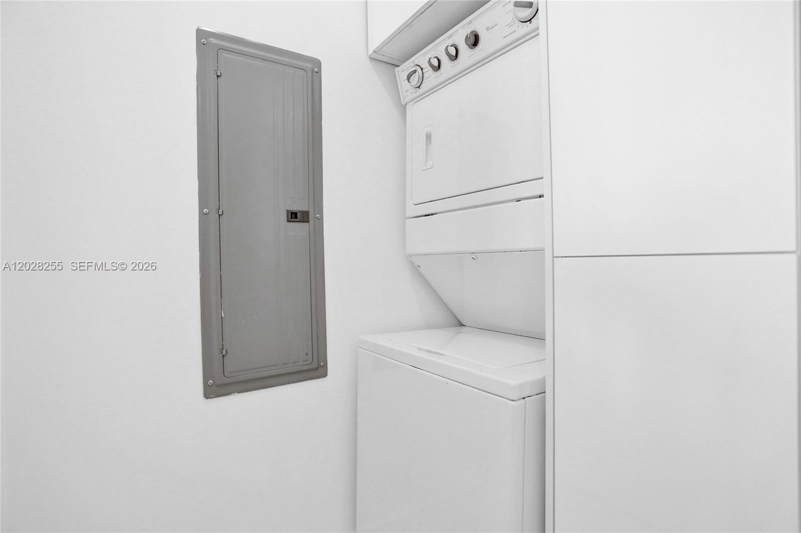 15901 Collins Ave #2807, Sunny Isles Beach FL 33160