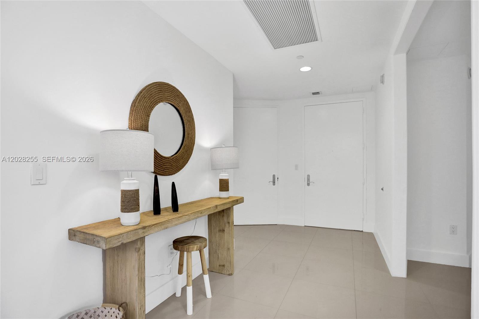 15901 Collins Ave #2807, Sunny Isles Beach FL 33160