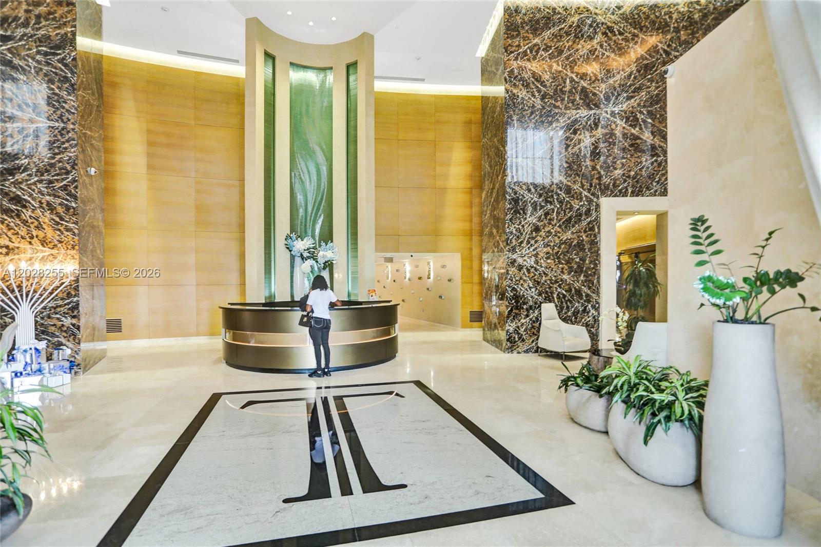 15901 Collins Ave #2807, Sunny Isles Beach FL 33160