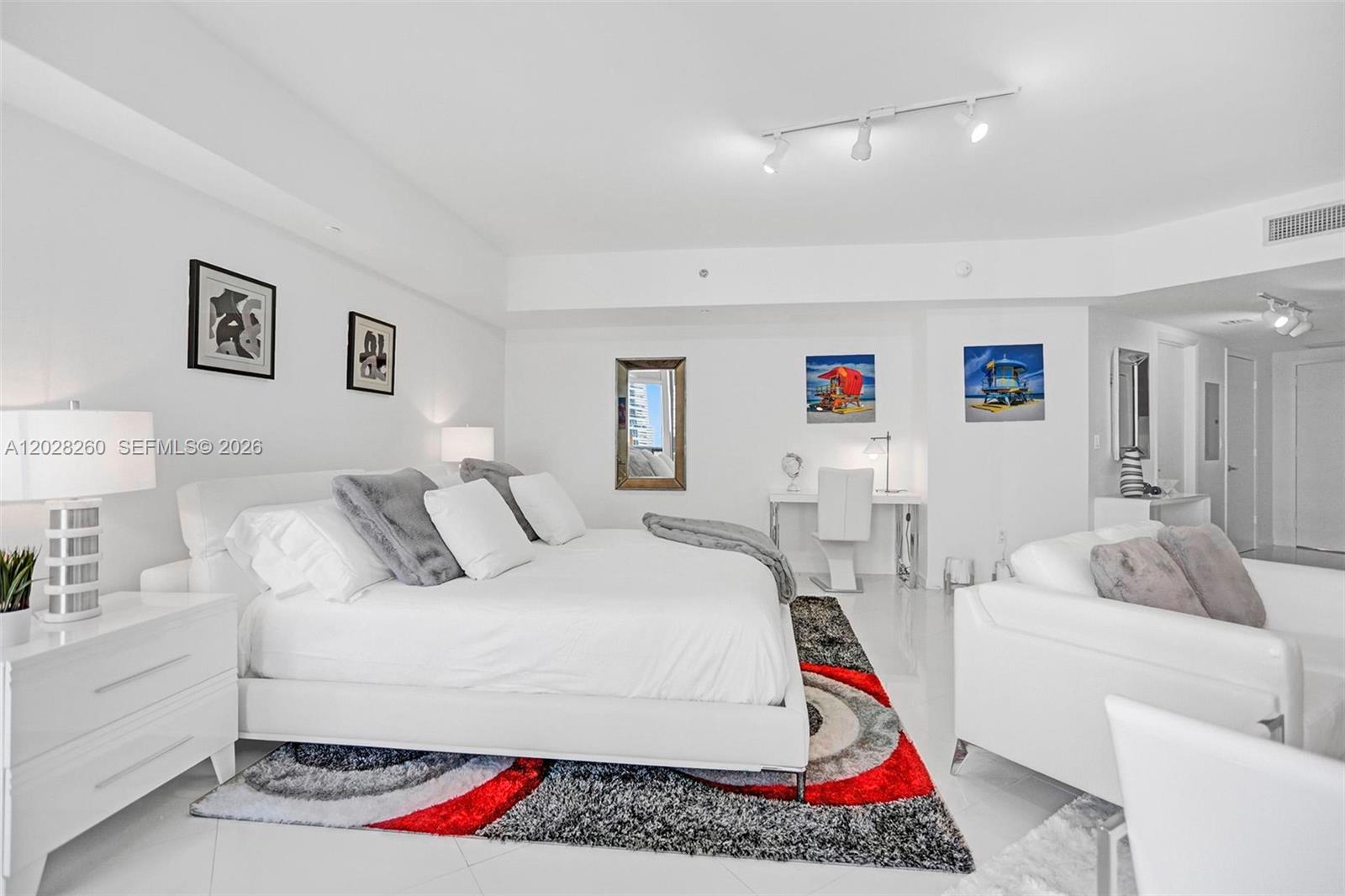 475 Brickell Ave #3408, Miami FL 33131