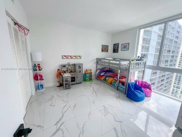 335 S Biscayne Blvd #3300, Miami FL 33131