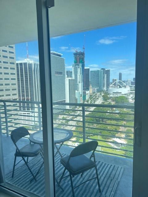 335 S Biscayne Blvd #3300, Miami FL 33131