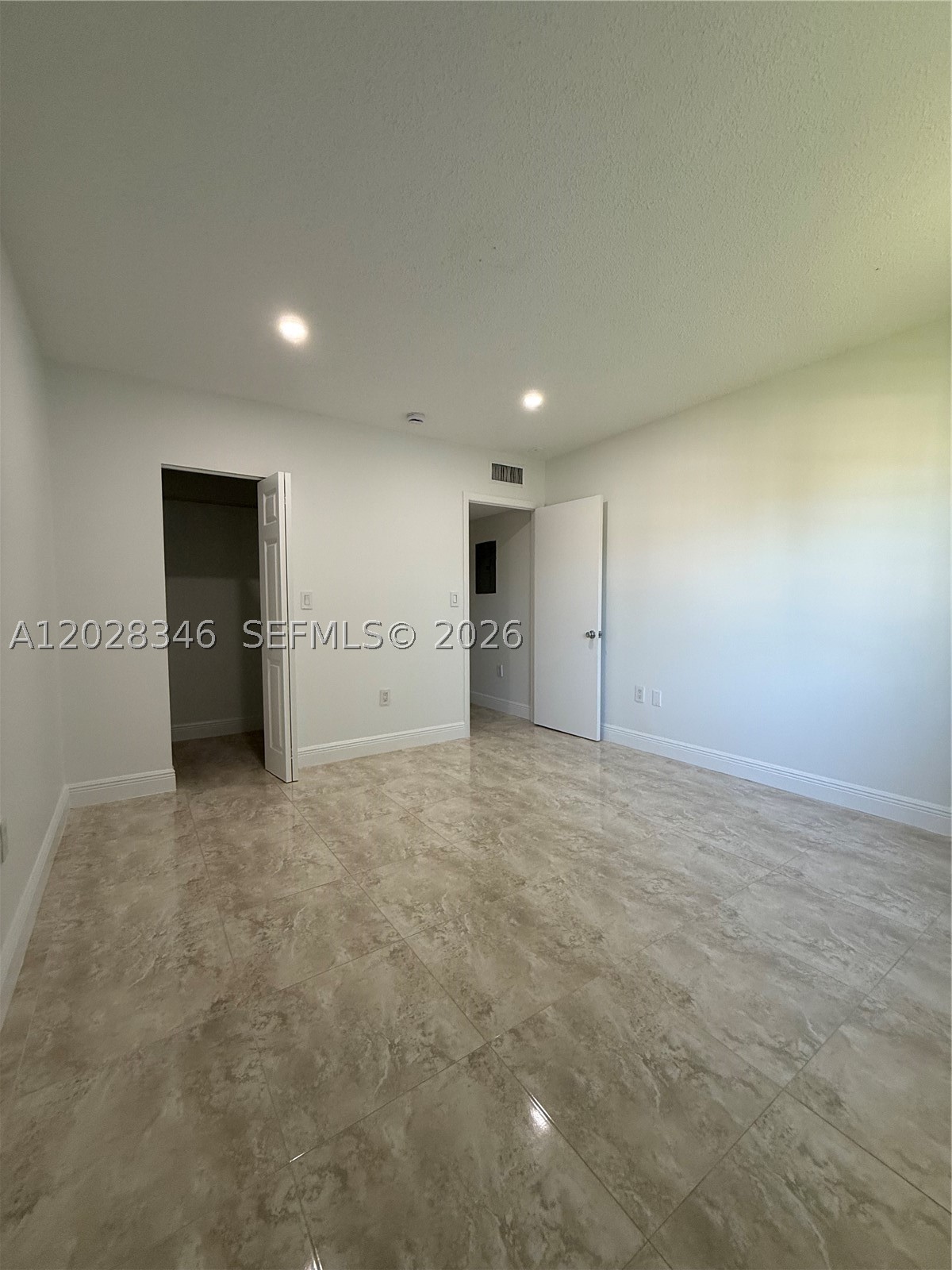 8261 SW 128th St #205, Pinecrest FL 33156