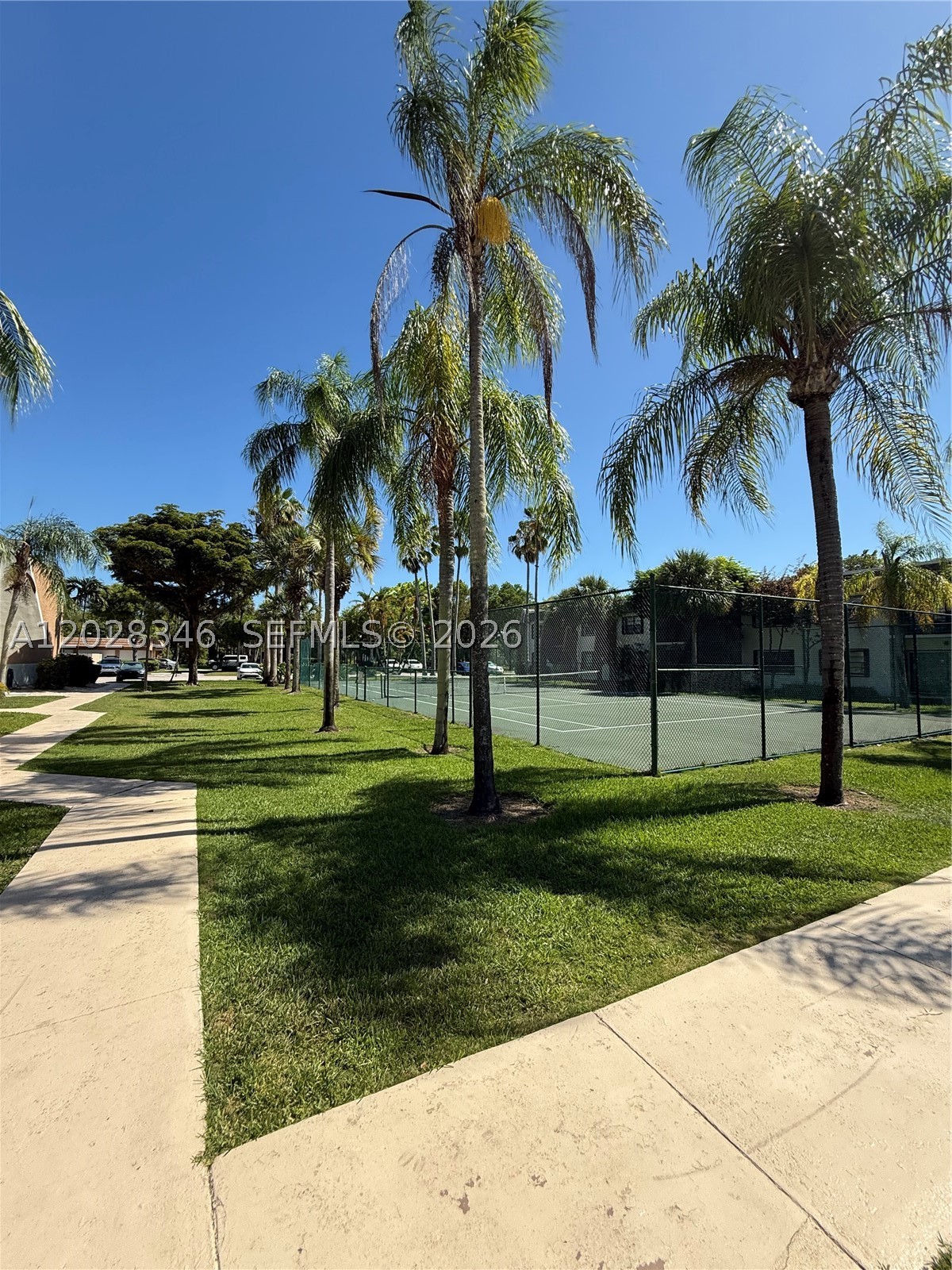 8261 SW 128th St #205, Pinecrest FL 33156