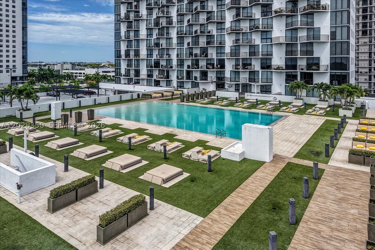 5252 NW 85th Ave #1410, Doral FL 33166