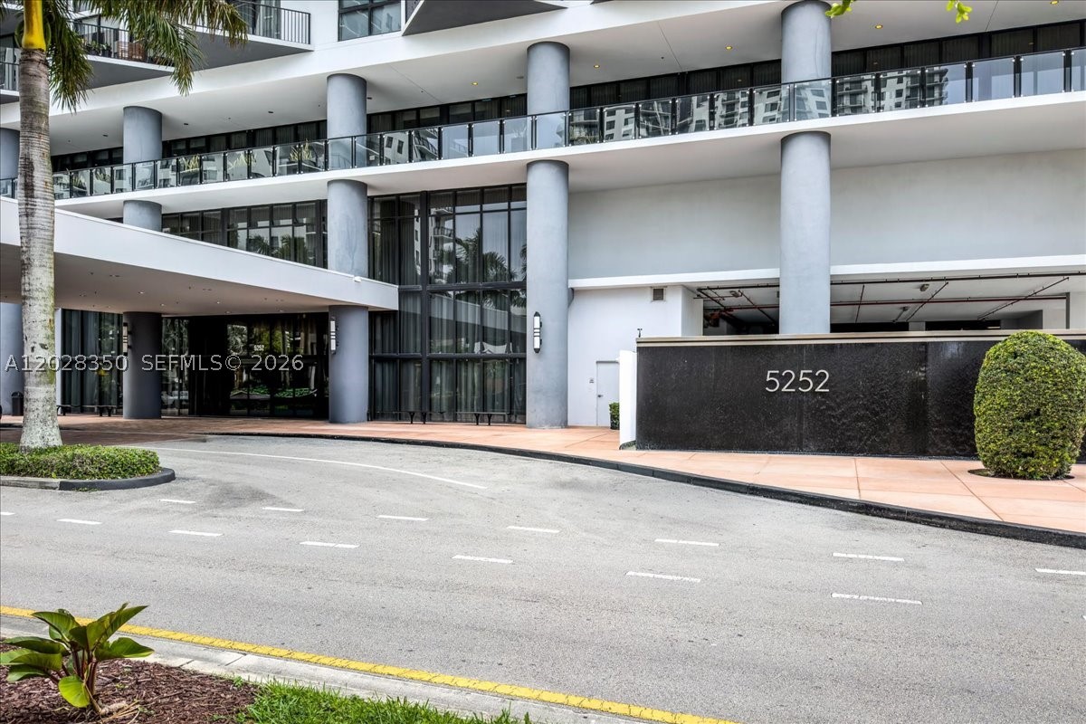 5252 NW 85th Ave #1410, Doral FL 33166
