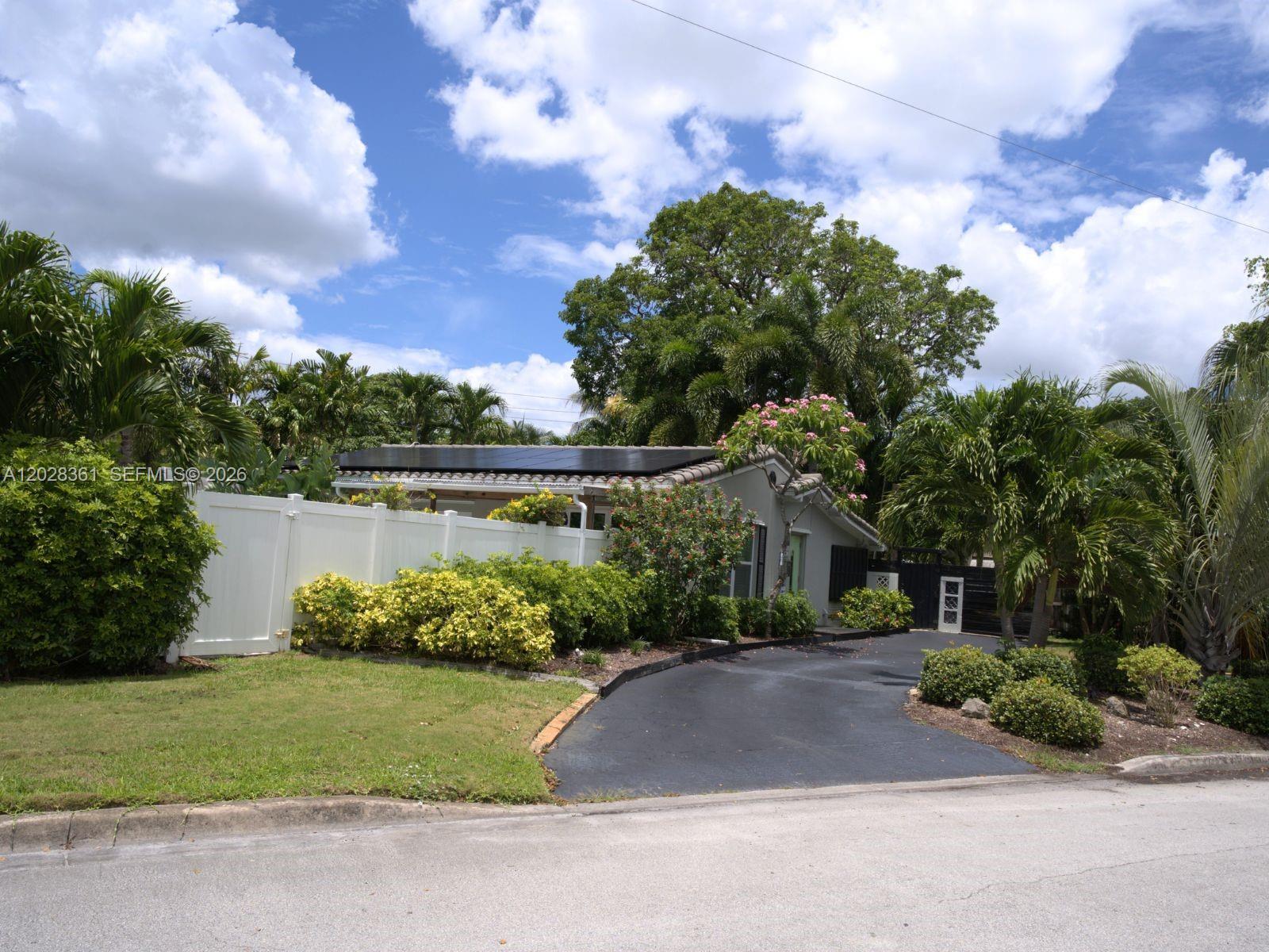 1701 NE 16th Ave #., Fort Lauderdale FL 33305