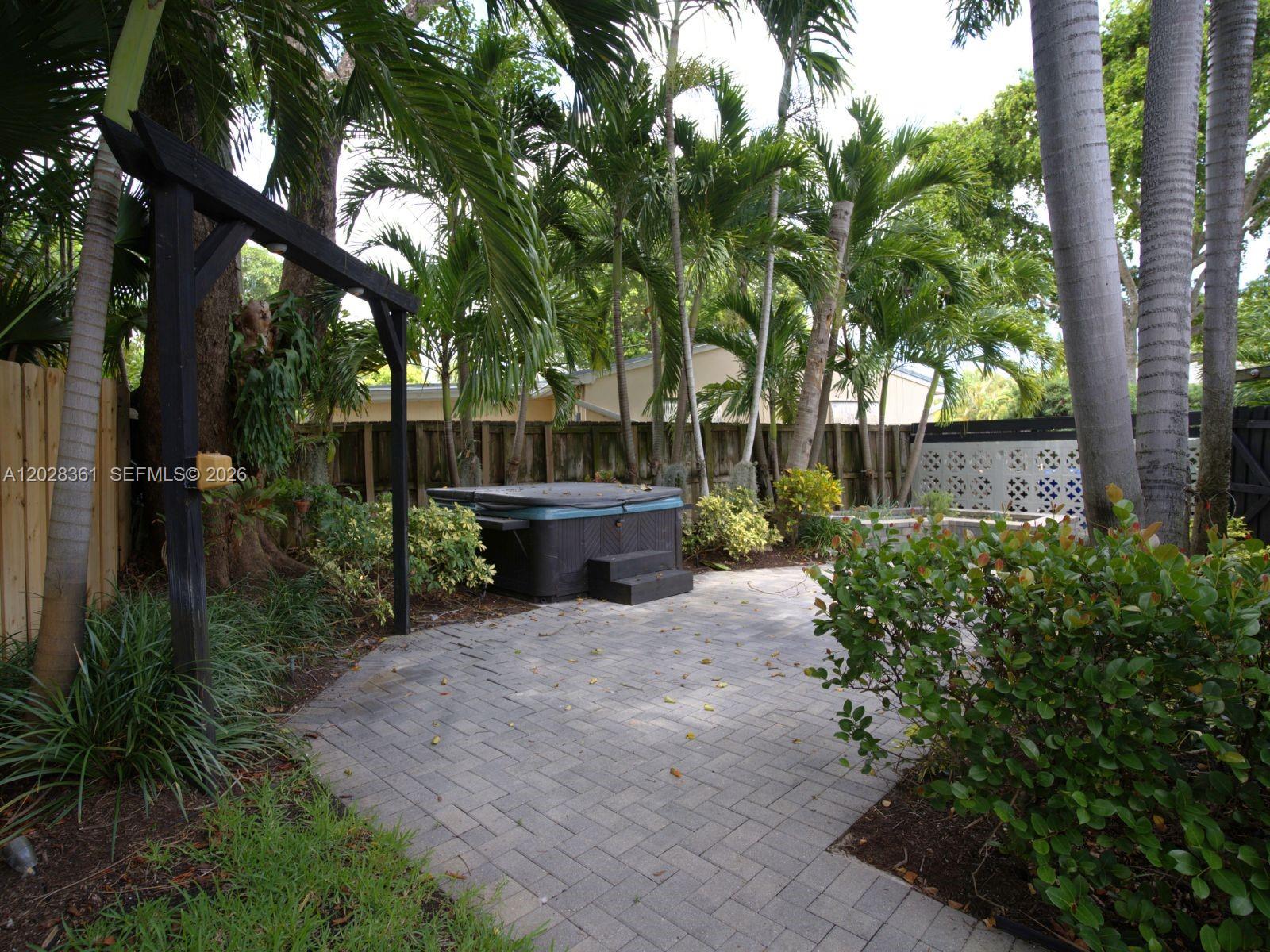 1701 NE 16th Ave #., Fort Lauderdale FL 33305