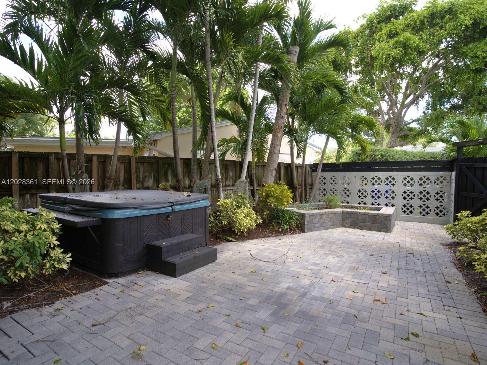 1701 NE 16th Ave #., Fort Lauderdale FL 33305