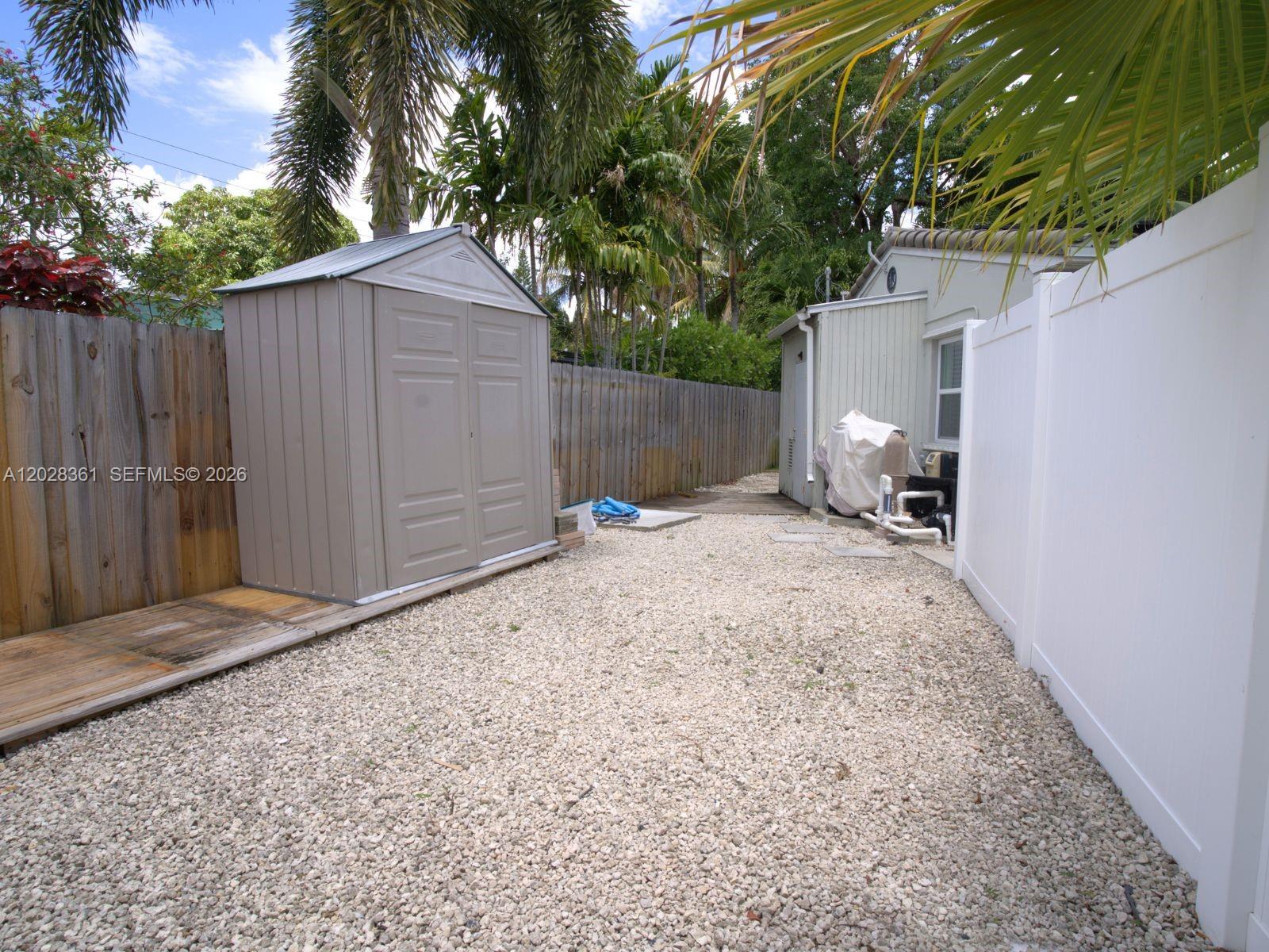 1701 NE 16th Ave #., Fort Lauderdale FL 33305