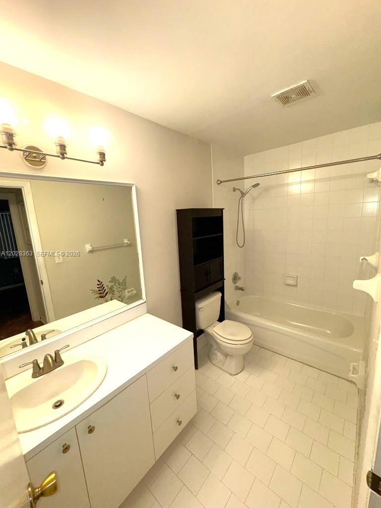 3263 NW 44th St #2, Oakland Park FL 33309