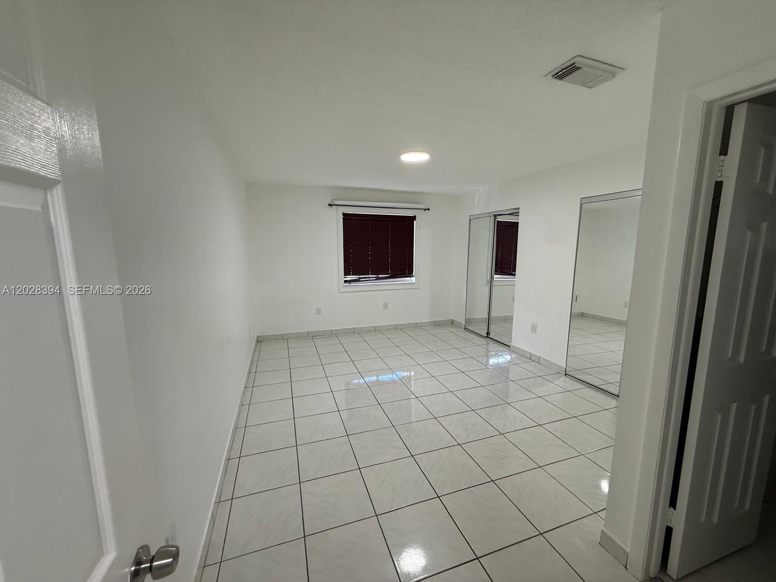 2212 W 74th St #201-28, Hialeah FL 33016