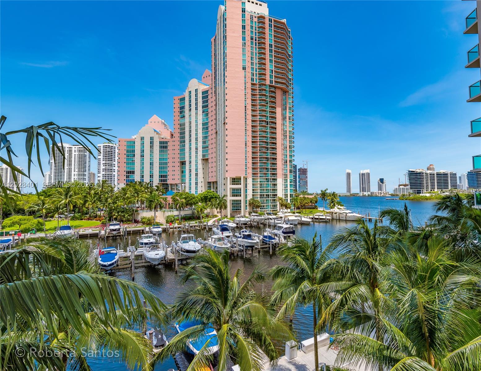 3340 NE 190th St #409, Aventura FL 33180