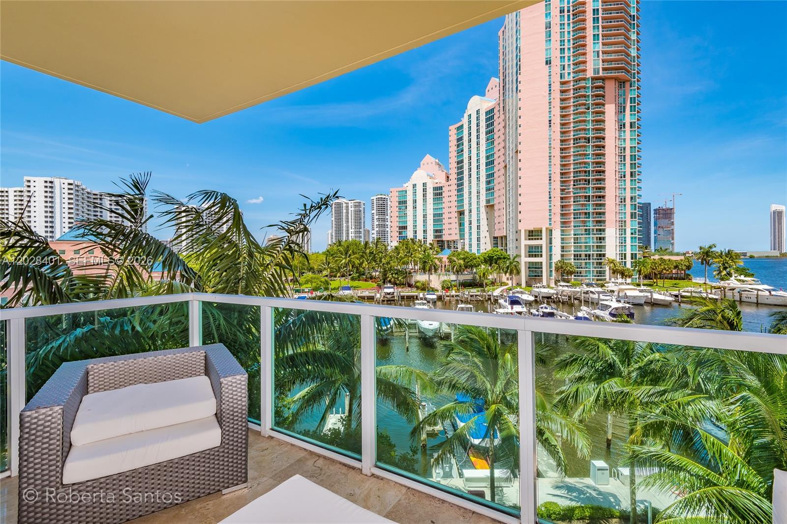 3340 NE 190th St #409, Aventura FL 33180